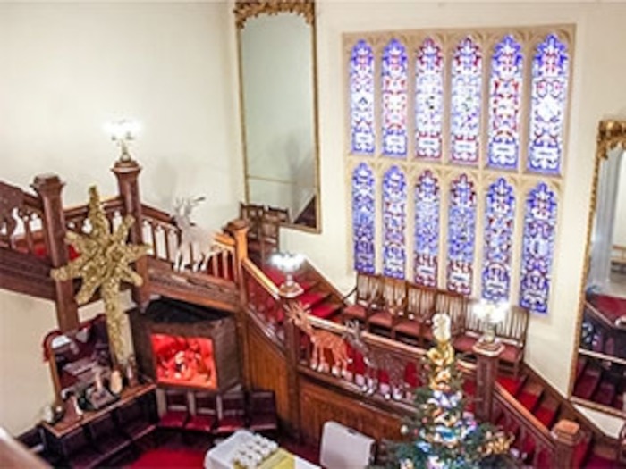 Dekorierte Treppe auf der Sprachreise England