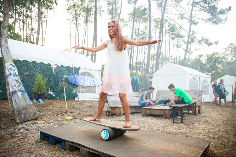 Gleichgewichtstraining auf der Surffreizeit