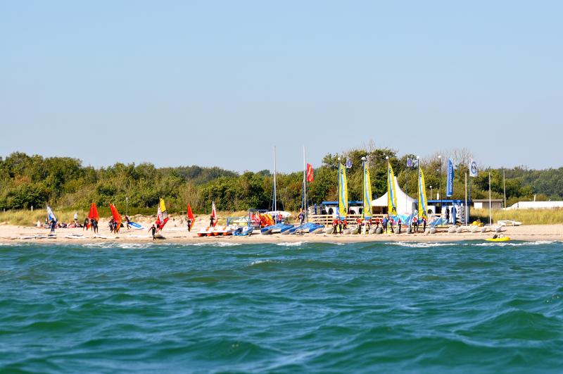 Spass am Strand im Kitesurf-Camp Ostsee