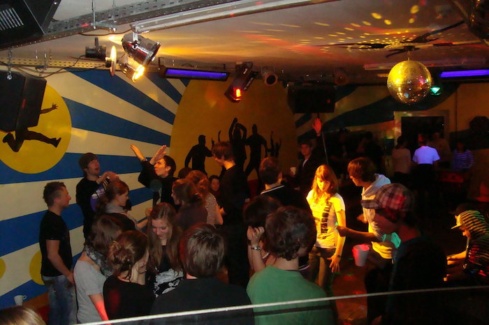 Party im Kitesurf-Camp Ostsee