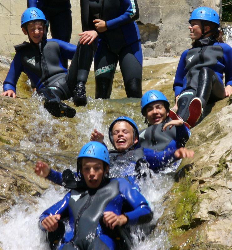Wildwasser-Rutsche auf der internationalen Schülersprachreise Frankreich