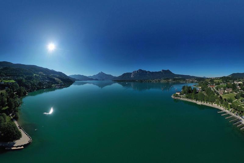 Mondsee von oben im Ferienlager am See