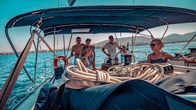 Segeltörn Griechenland 18+ Herbst - Kykladeninseln
